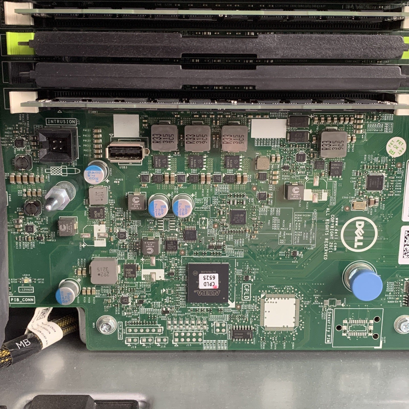 Dell Poweredge T620 Server 2x E5-2609 2.4 GHz 32 GB Ram Perc H710 No OS No HDD