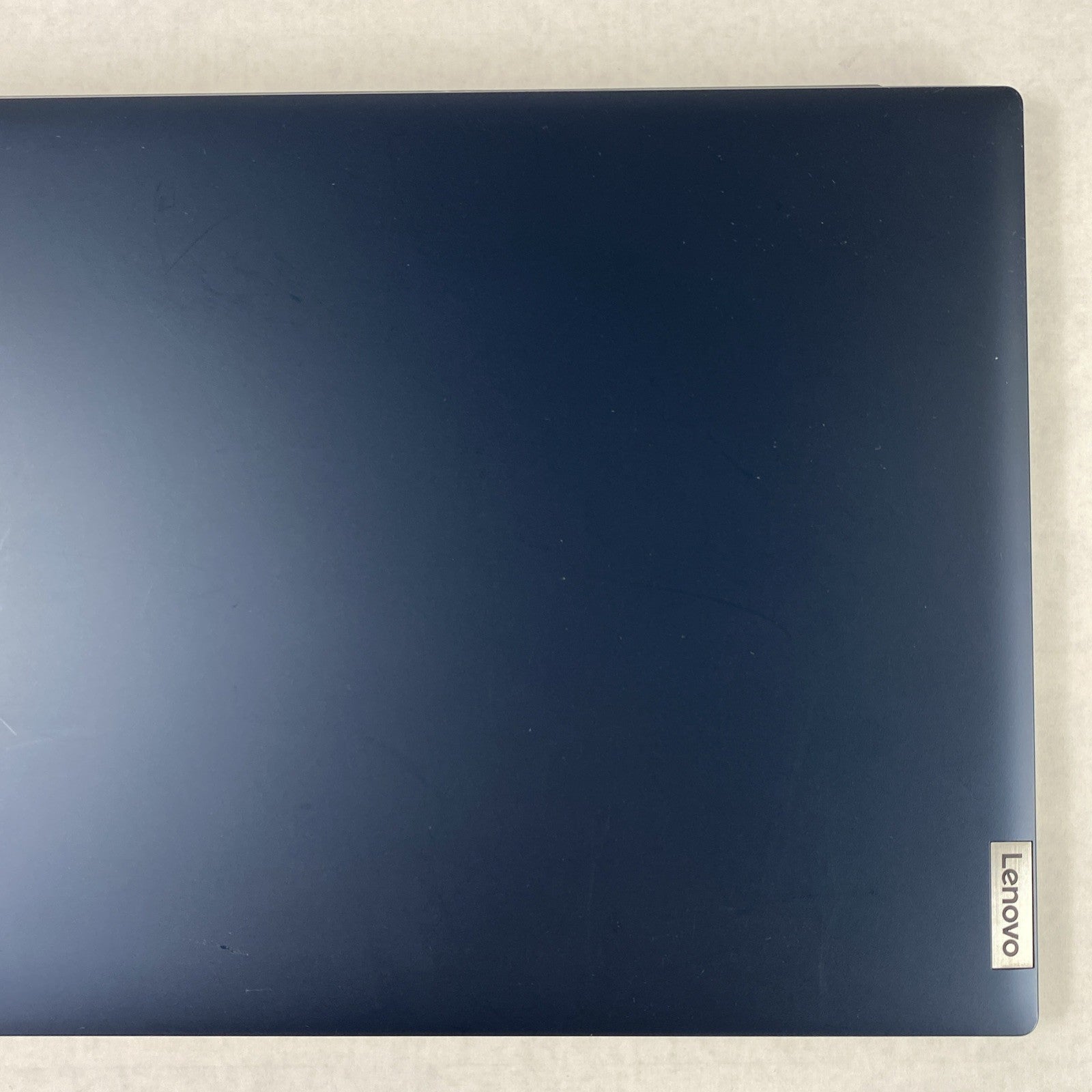 Lenovo IdeaPad 3 17IML05 Core i5-10210U 1.60 GHz 8 GB RAM 17.3" No HDD No OS