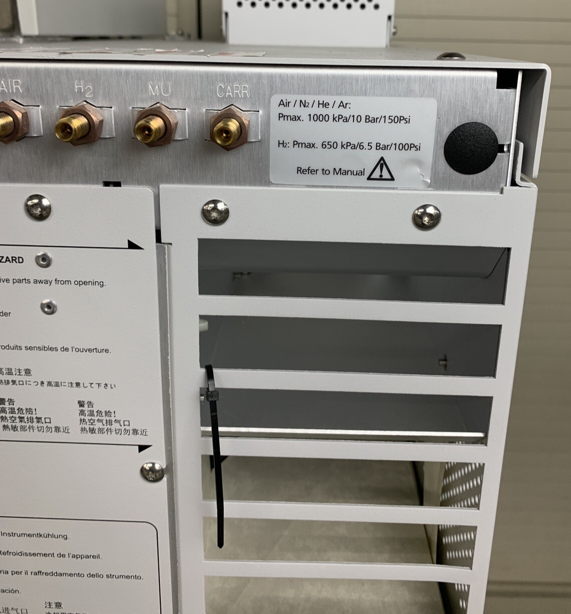 Bruker 430-GC Gas Chromatograph w/ Varian CP8400 Autosampler Powers Tested