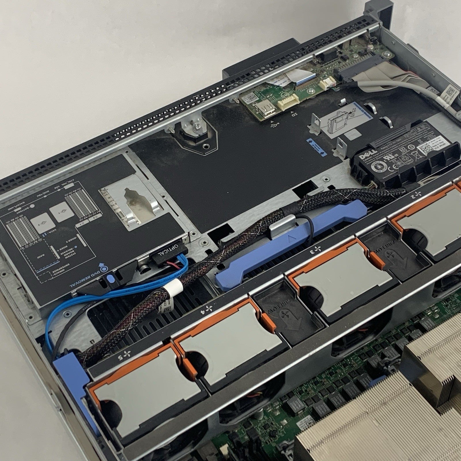 Dell Poweredge R710 Server 2x E5620 2.4 GHz 48 GB Ram Bad ODD No HDD No OS20