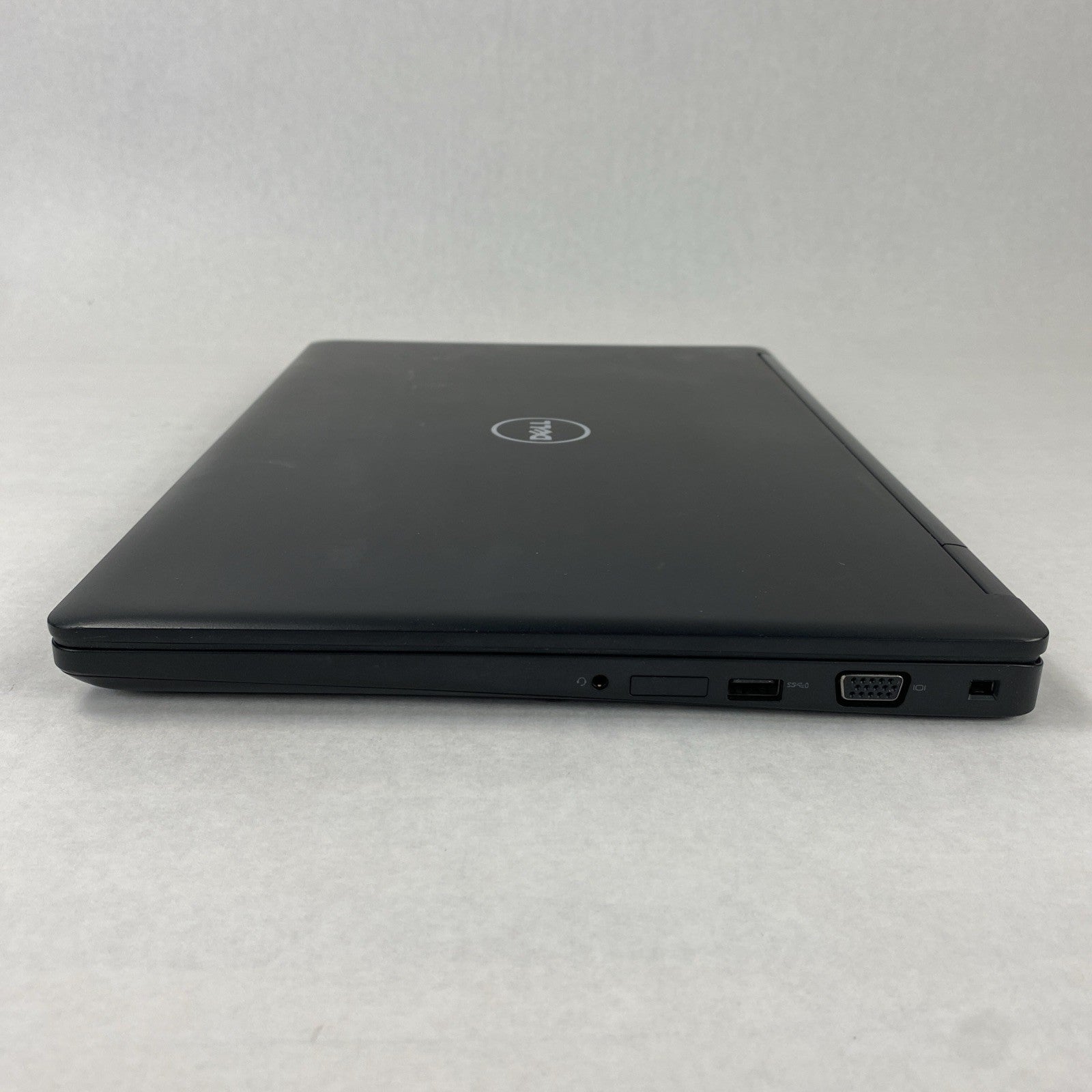 Dell Latitude 5580 Intel Core i5-7300U 2.60 GHz 8 GB RAM 15.6" No HDD No OS