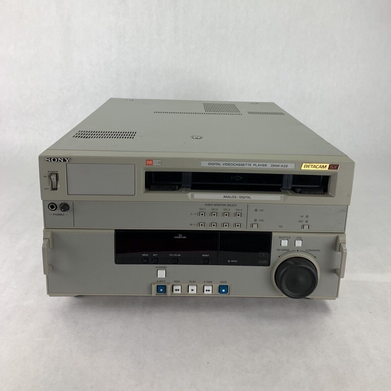 Sony Betacam SX digital Video Cassette Player DNW A22 For Parts and Repair
