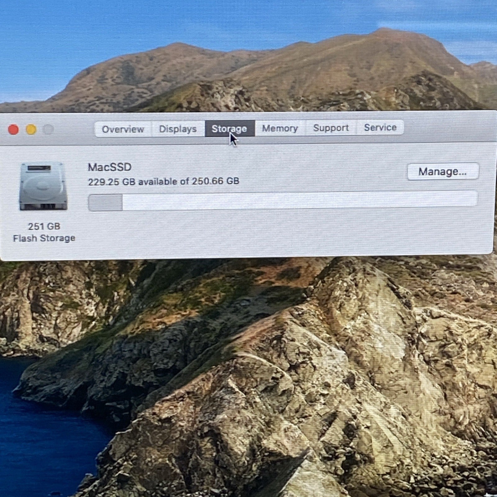 Apple A1418 iMac 21.5" 2013 2.7GHz Core i5 8GB RAM 250GB SSD macOS 10.15.83