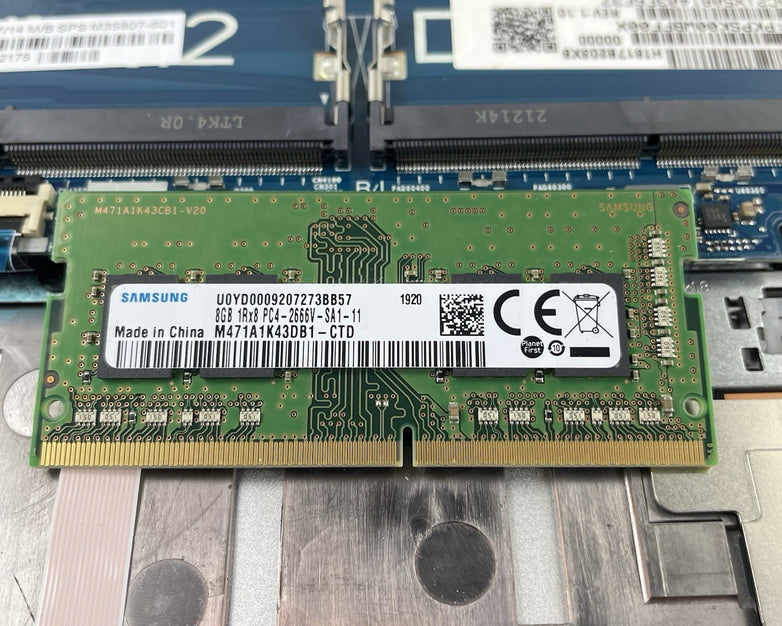 HP EliteBook 850 G8 15.6" i5-1145G7 2.60 GHz 8 GB RAM No SSD/AC/OS/Batt