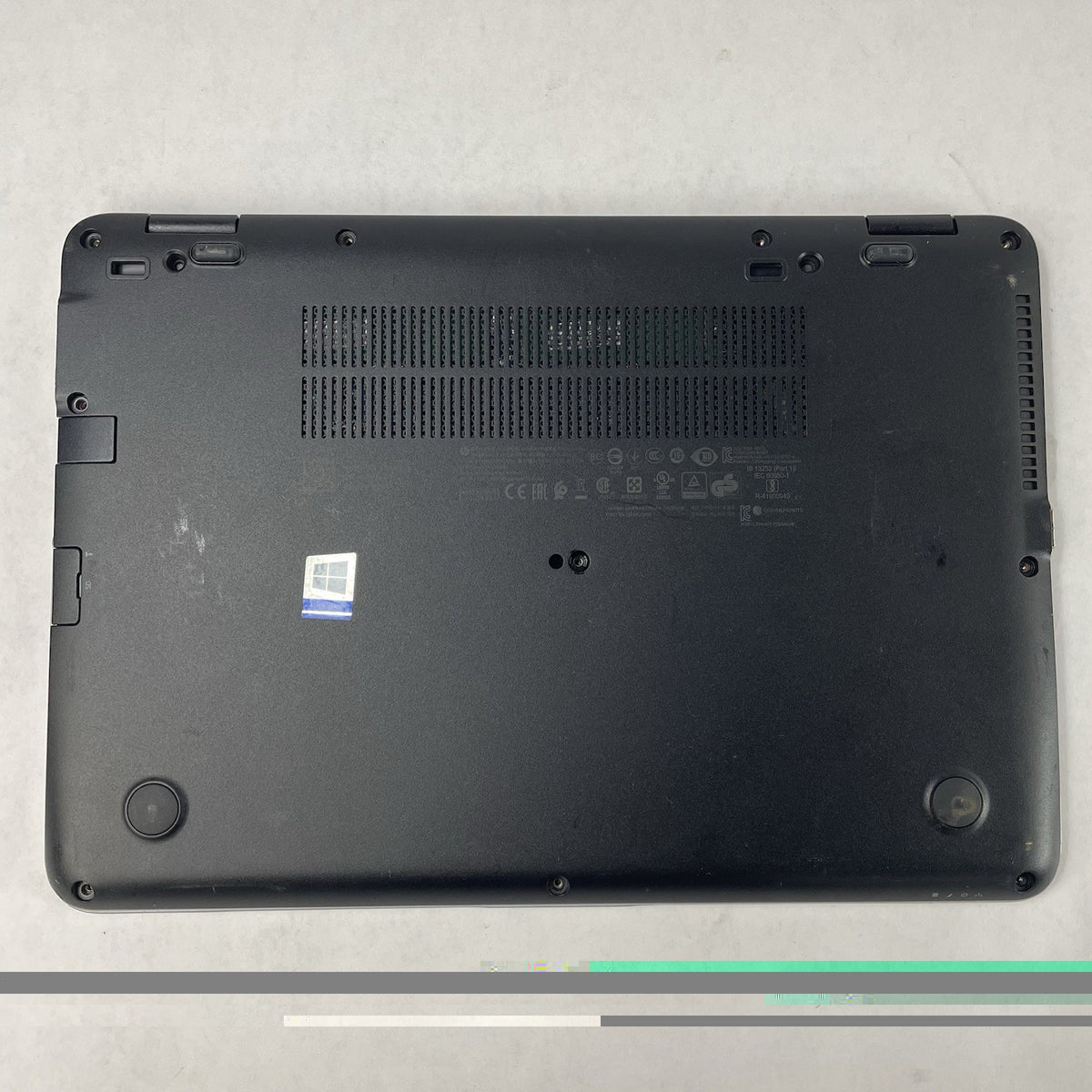 HP mt43 14" AMD Pro A8 9600B 2.40 GHz 8 GB RAM No SSD/OS/AC/Batt15