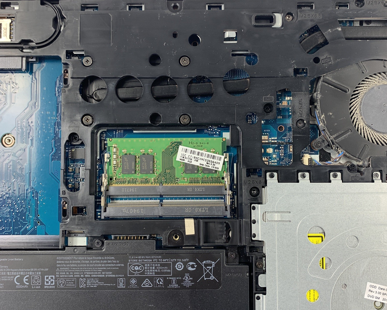 HP Elitebook 850 G3 15.6" i5-6200U 2.3 GHz 8 GB Ram No OS No HDD No AC No Batt