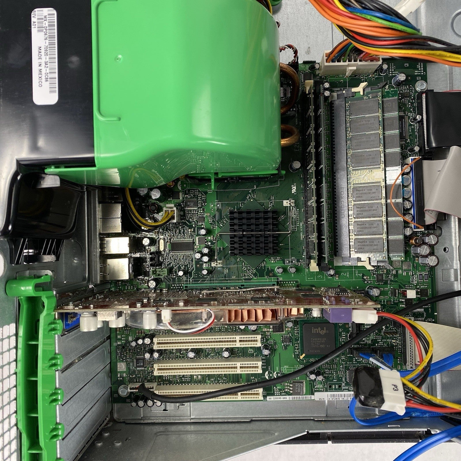 Dell Dimension 8300 MT Pentium 4 3.00GHz 2GB RAM No HDD No OS