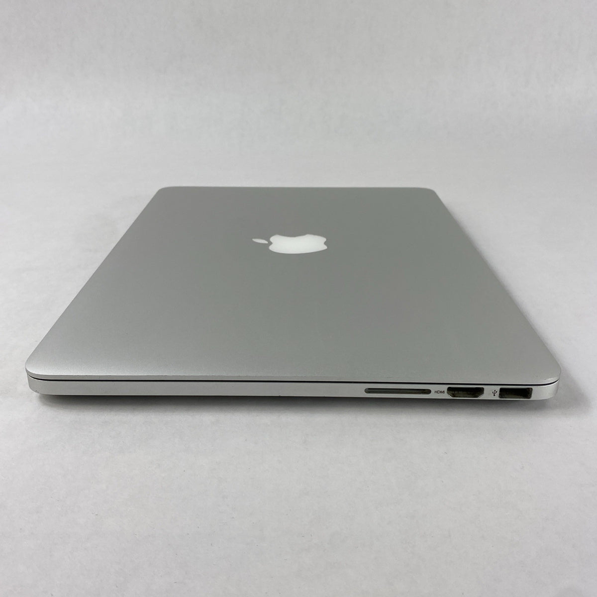 Apple MacBook Pro A1502 2015 Retina 13" 2.70 GHz i5 8 GB RAM 250GB SSD os11.7.1014