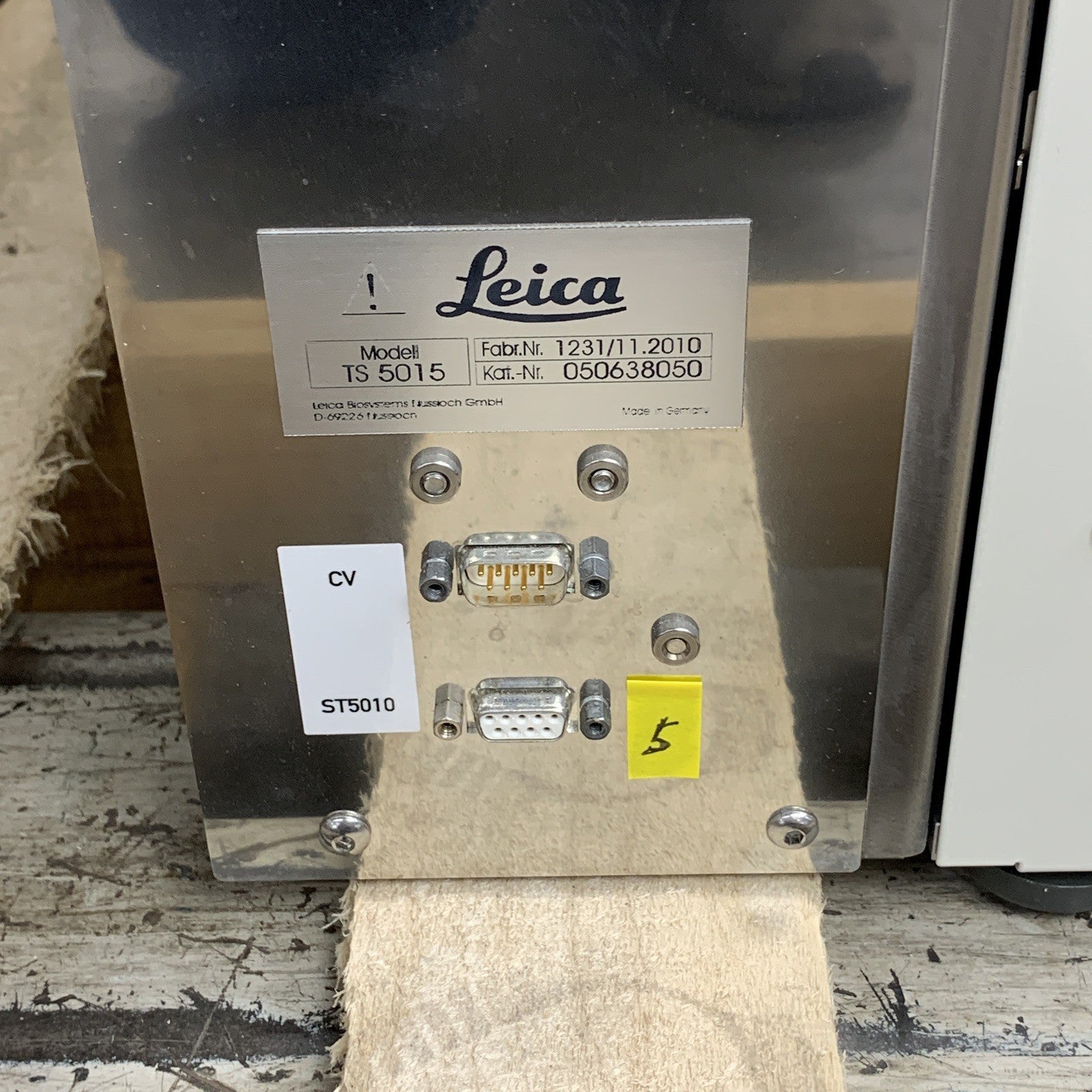 Leica CV5030 Automated Coverslipper and TS5010 AutoStainer Plugged Hose Parts