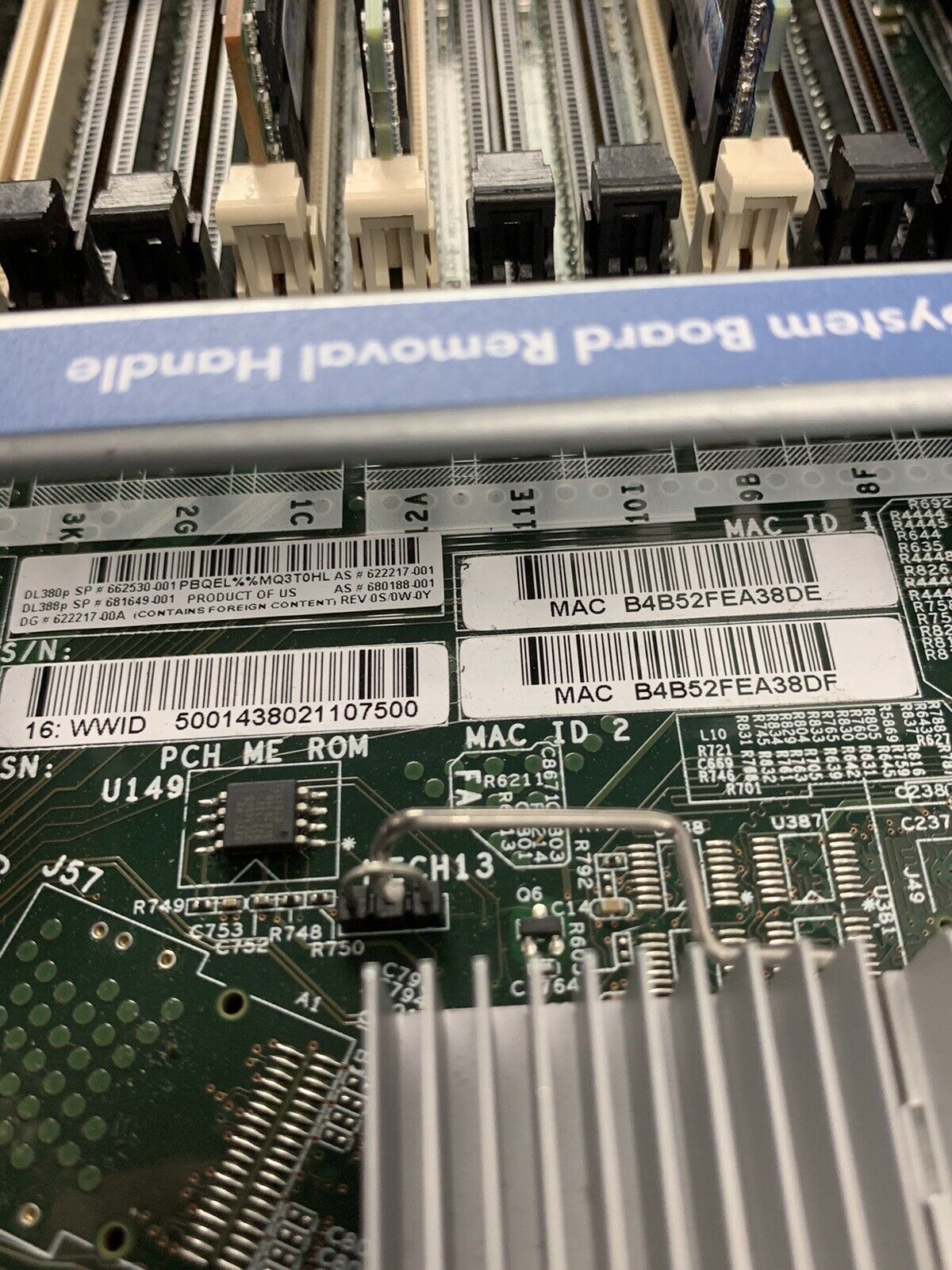 HP ProLiant DL380p Gen8 Server E5-2640 2 GHz 48 GB RAM NO HDD NO OS