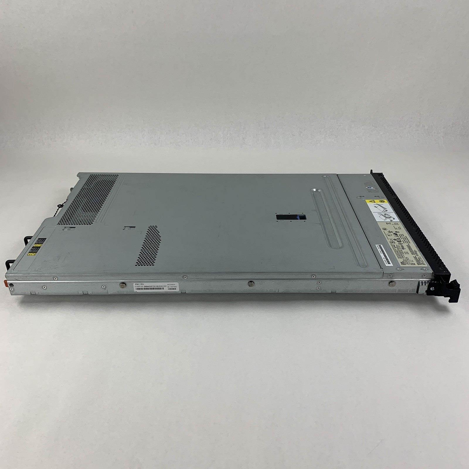 IBM System X3550 M4 Server 1x Xeon E5-2620 2.6 GHz 32 GB Ram No OS No HDD