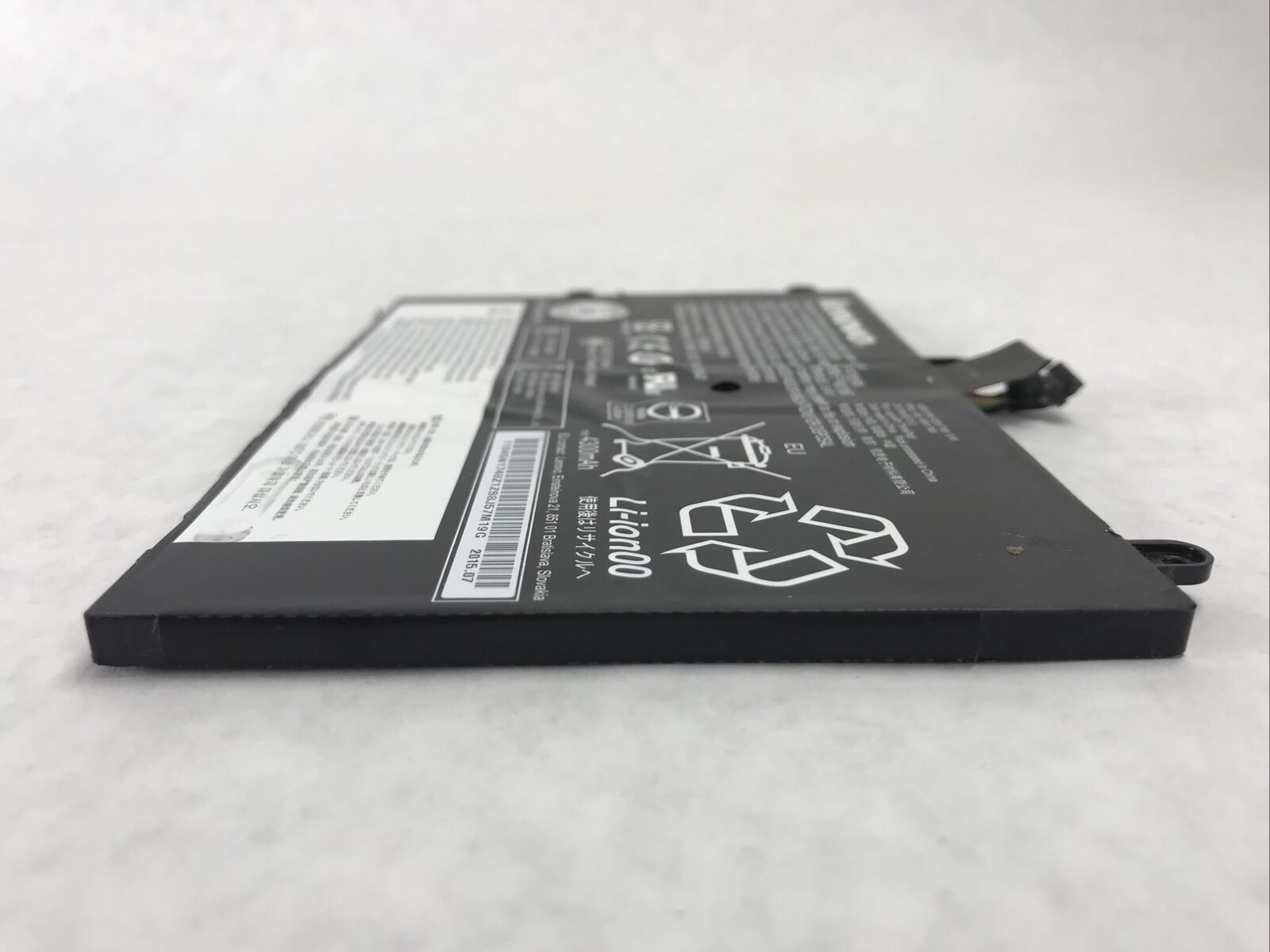 Lenovo ThinkPad 4300 mAh Rechargeable Lithium Ion Battery Pack 45N1748