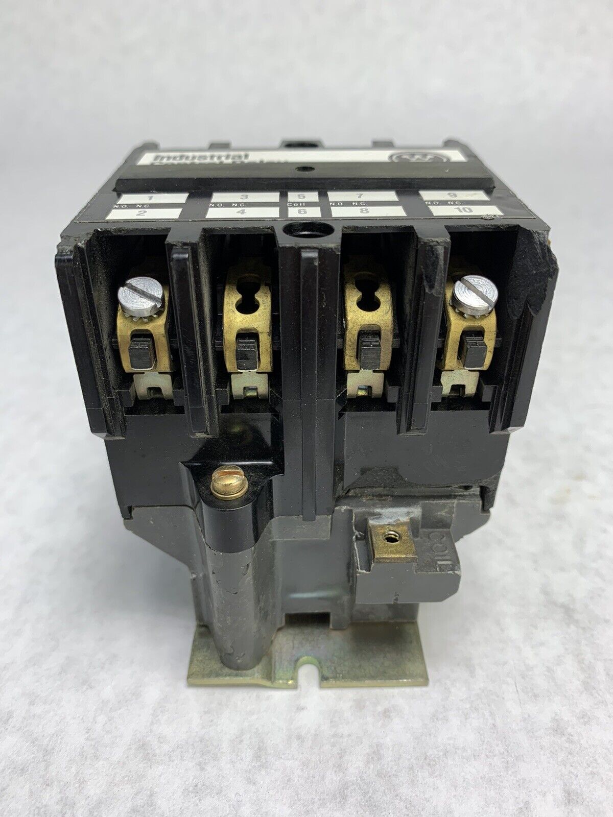 WestingHouse Industrial Control Relay AR440BR