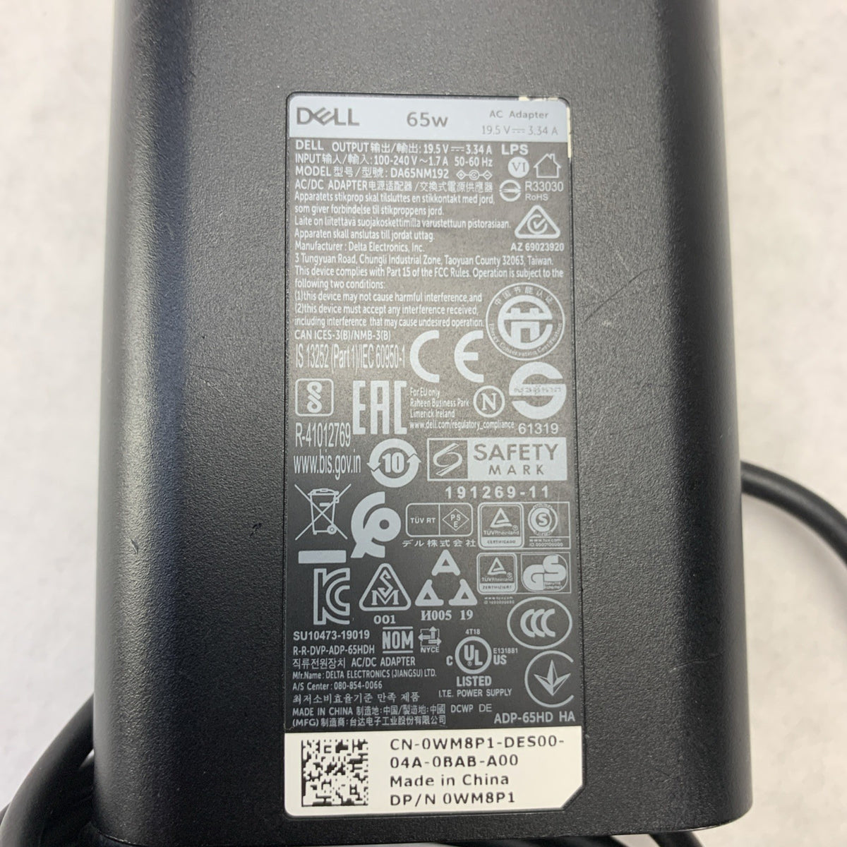Dell 0WM8P1 65W 19.5V 3.34A 7.4mm Barrel AC Adapter Charger DA65NM1924