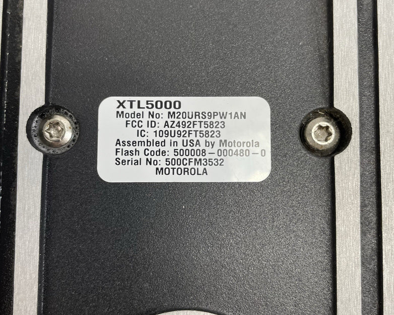 Motorola XTL 5000 M20URS9PW1AN 700/800 MHz Mobile Radio – Untested