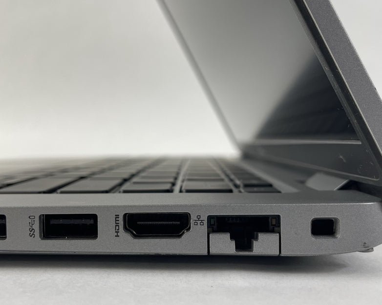 Dell Latitude 5420 14" i5-1135G7 1.40 GHz 8 GB RAM No SSD/OS/AC - Worn Paint