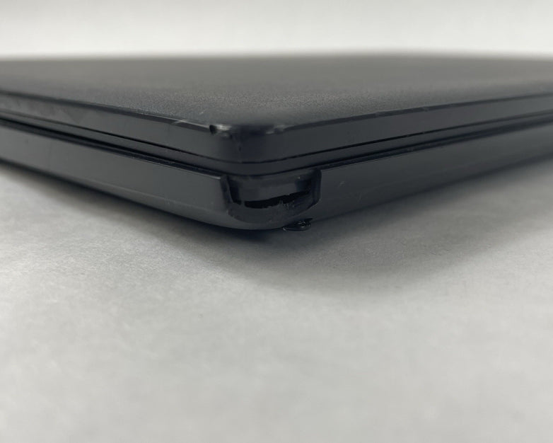 Dell Latitude 3510 15.6" i7-10510U 1.80 GHz 8 GB RAM No SSD/OS/AC - Bad Corner