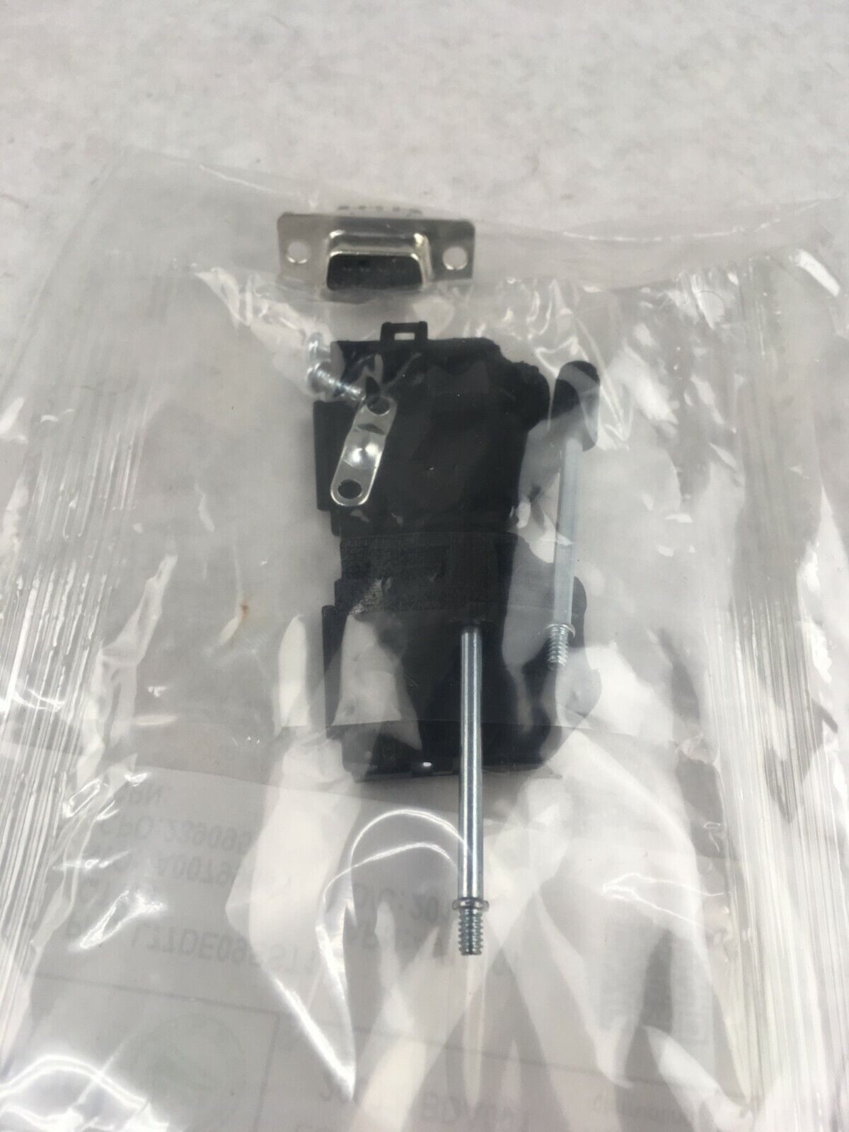 Amphenol L77DE09SST1 4V10101 D-Sub Standard Connectors (Lot of 14)