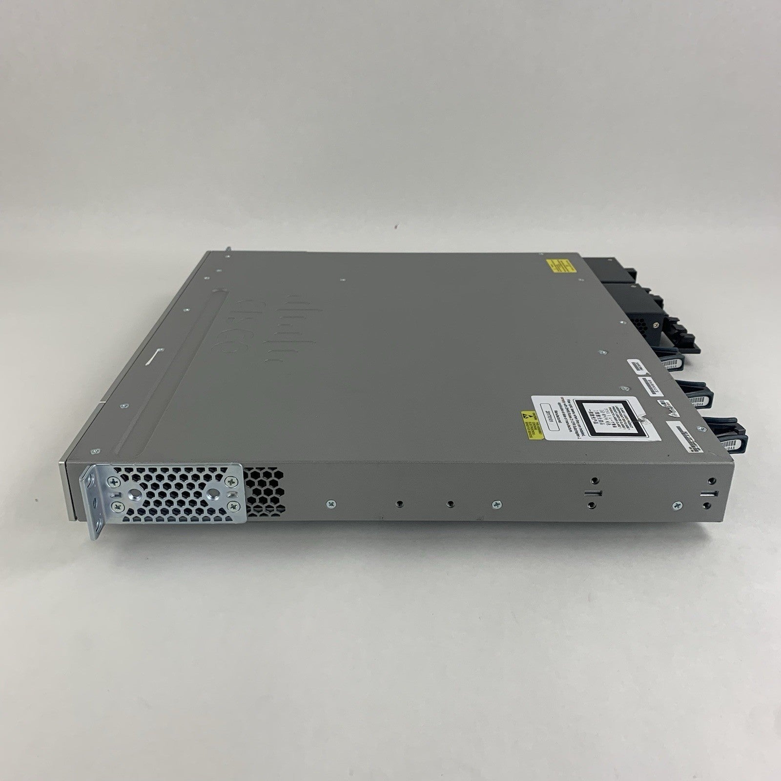 Cisco Catalyst WS-C3850-48U-S V06 48 Port Switch Tested w/C3850-NM-2-10G 2x PSUs9