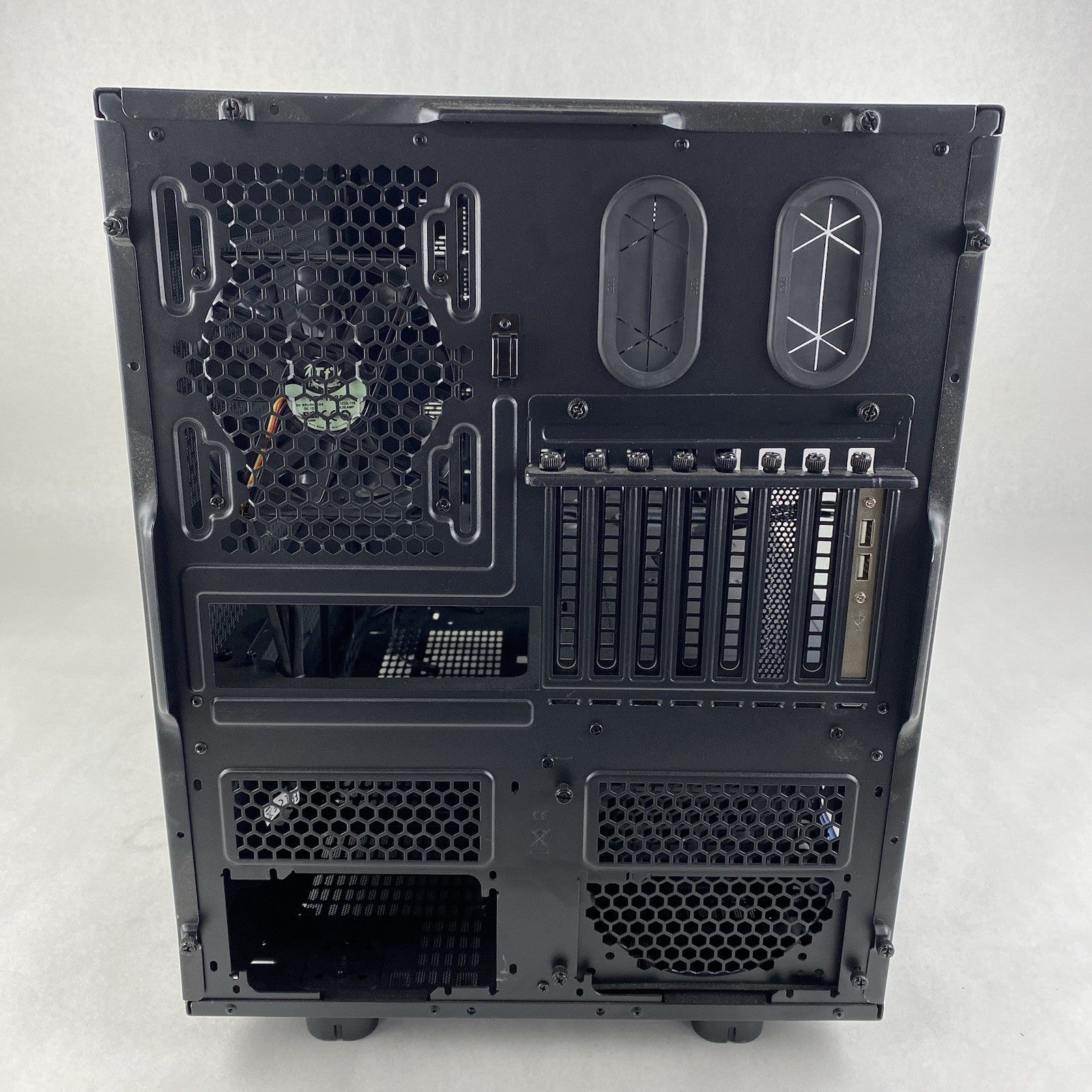 Thermaltake Core X9 E-ATX Cube Computer Case