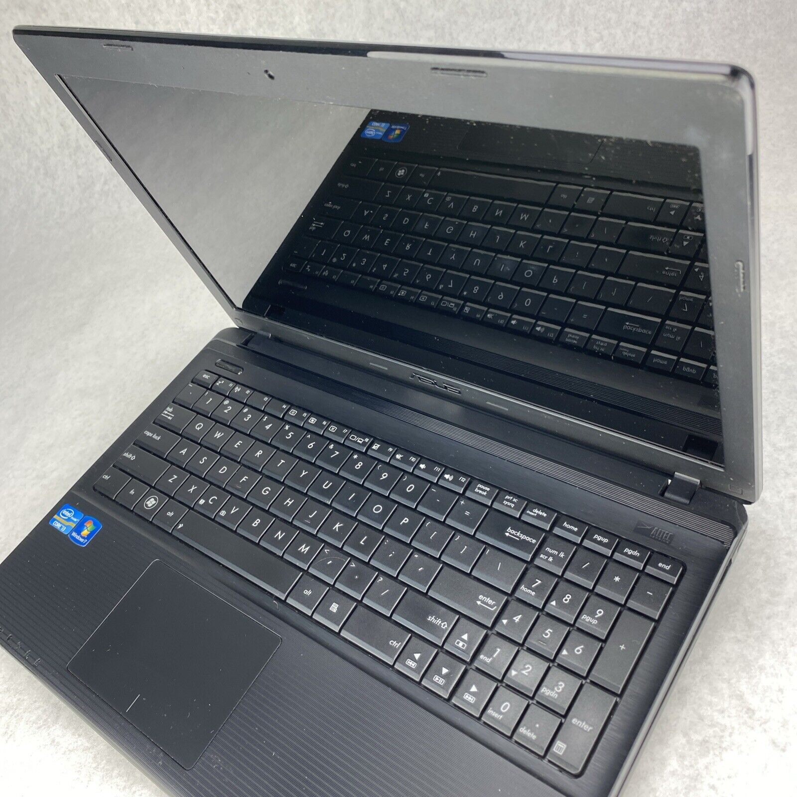 Asus X55C-XH31 15.6" Notebook Intel Core i3-2328M 2.20GHz 4GB RAM No AC HDD OS