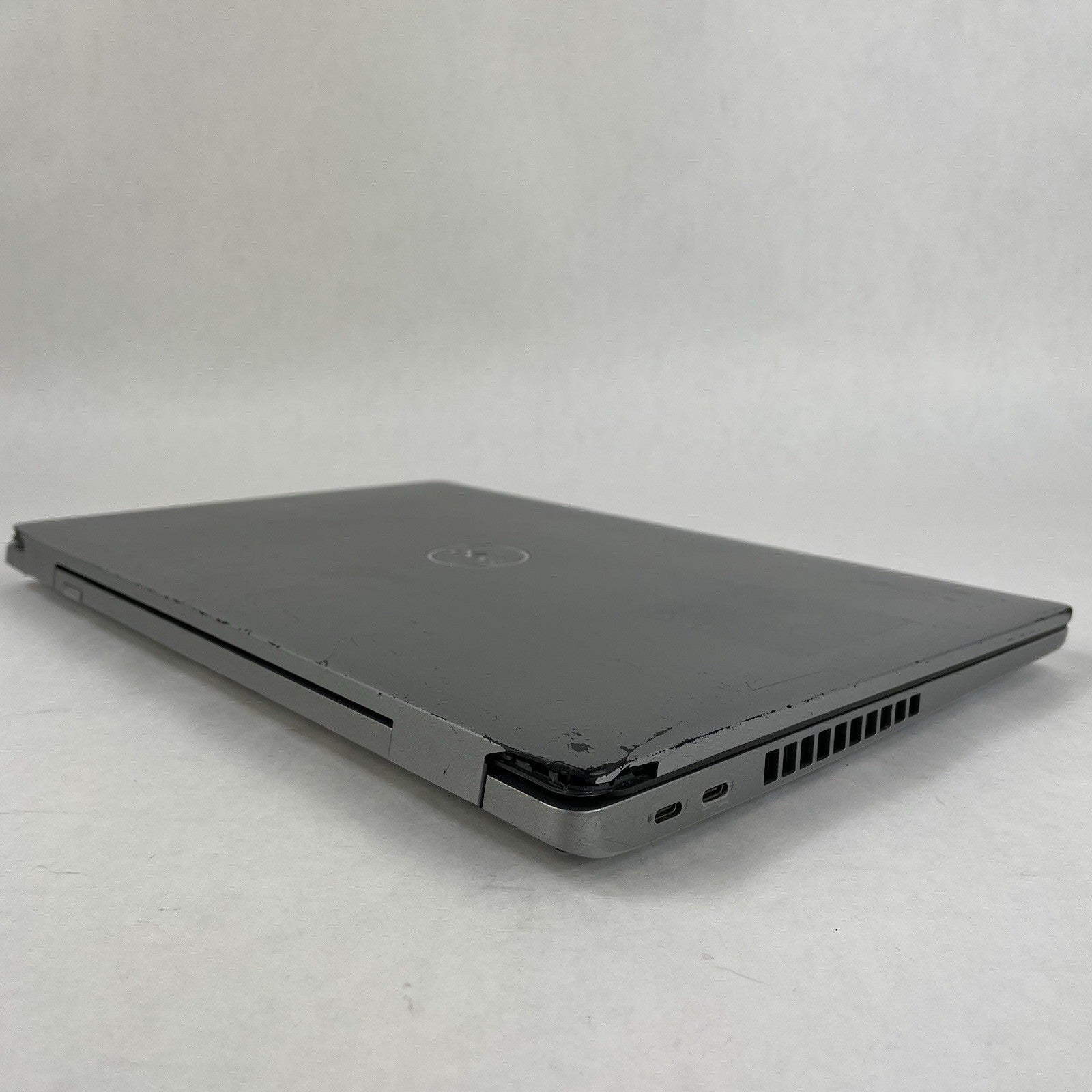 Dell Latitude 5520 15.6" i5-1135G7 2.40GHz 8GB RAM No SSD/OS/AC/Batt - Bad Port12