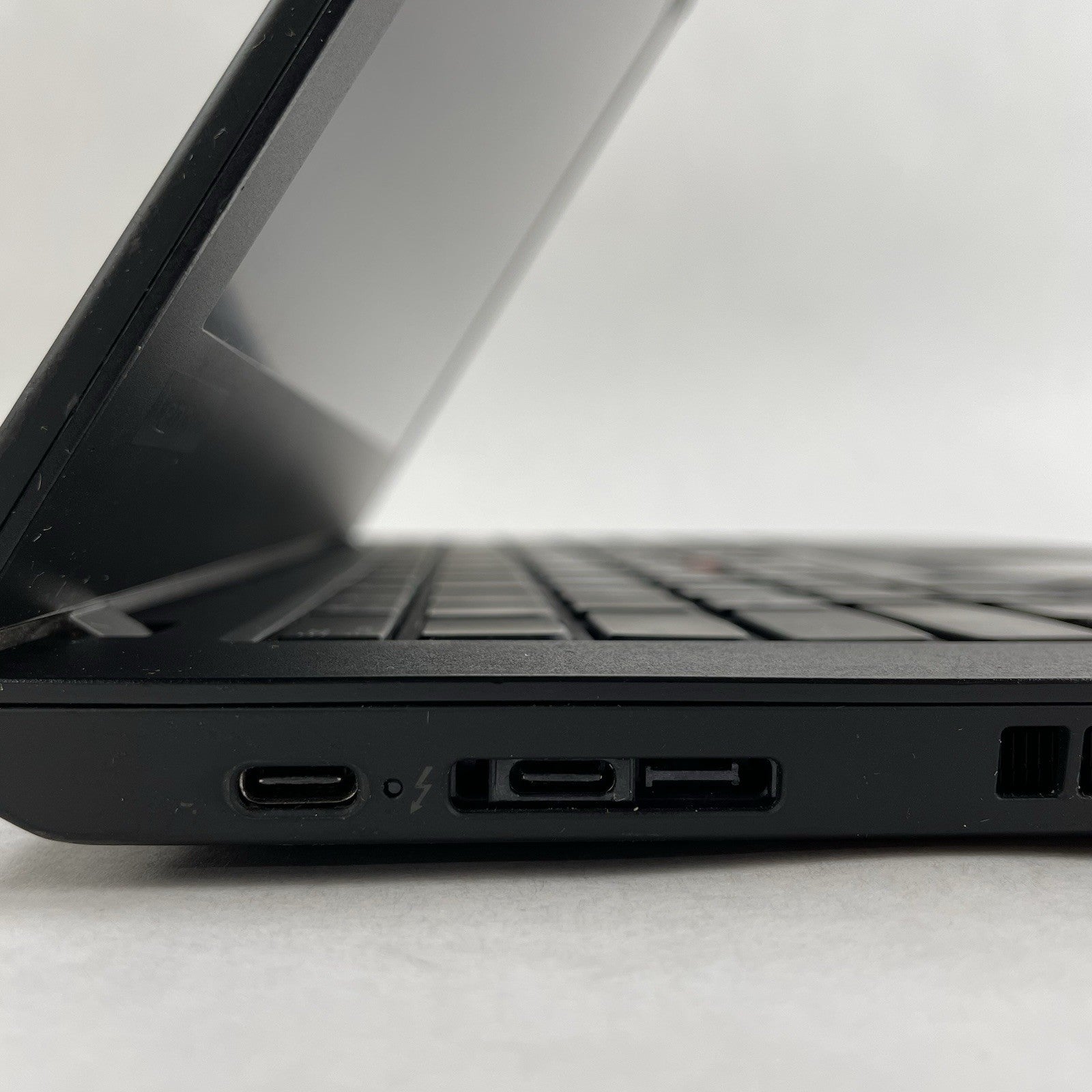 Lenovo ThinkPad T480 14" i5-8350U 1.70 GHz 8 GB RAM No SSD/AC/OS/Battery4