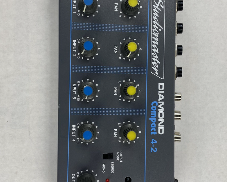 Studiomaster Diamond Compact 4-2 Audio Mixer - Parts or Repair