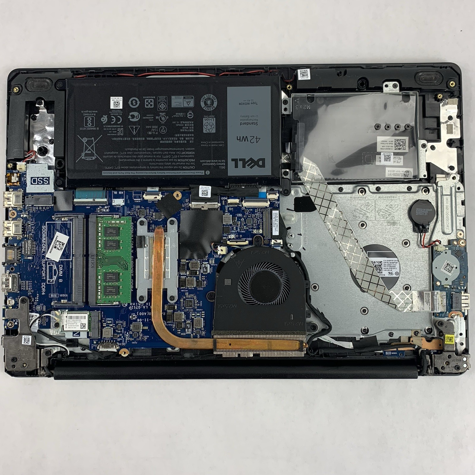 Dell Vostro 3583 15.6" Laptop I5-8265U 1.60 GHz 8 GB RAM No OS/HDD/AC11