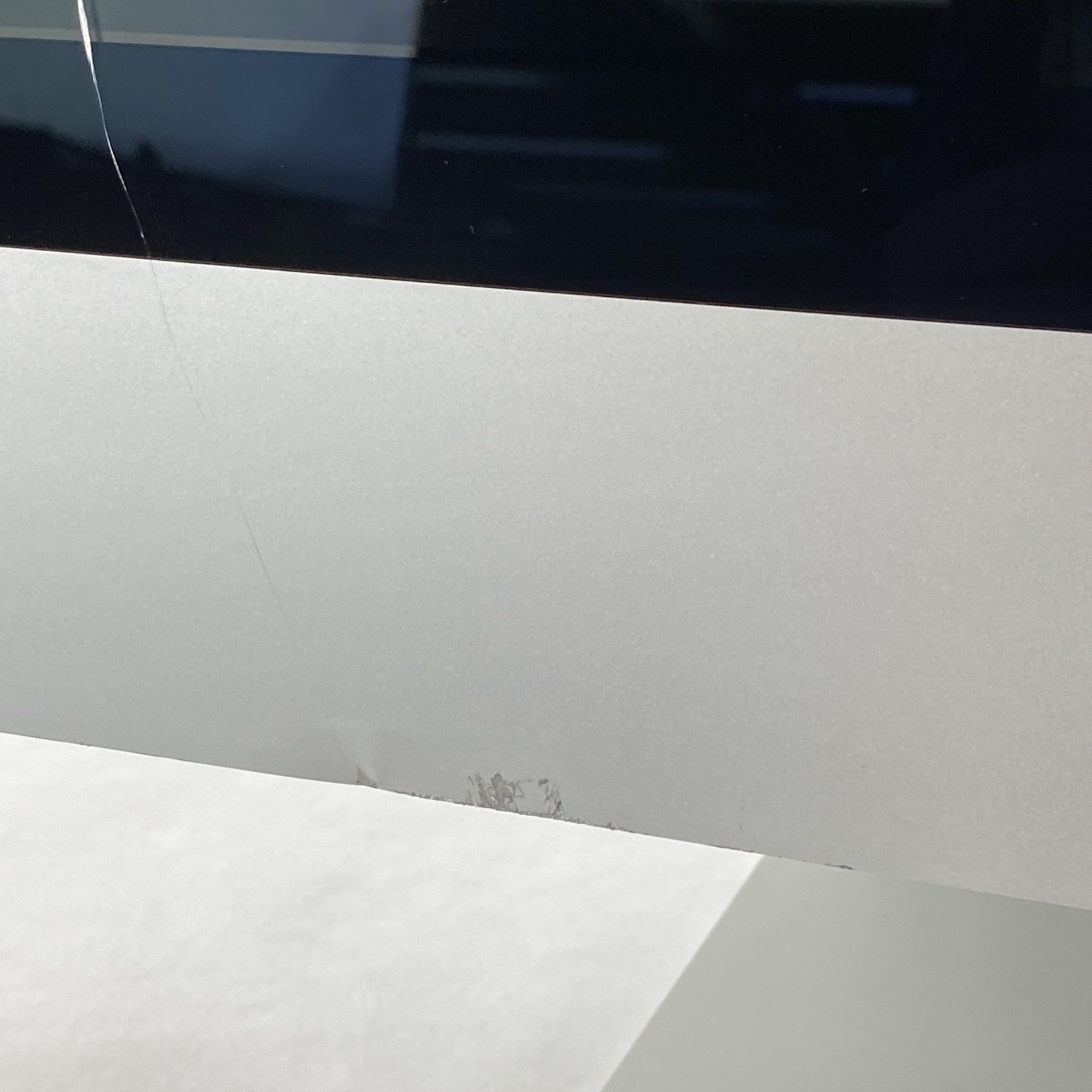 Apple A1418 iMac Retina 4k 21.5" 2015 3.1GHz i5 16GB RAM 1TB Fusion - Cracked