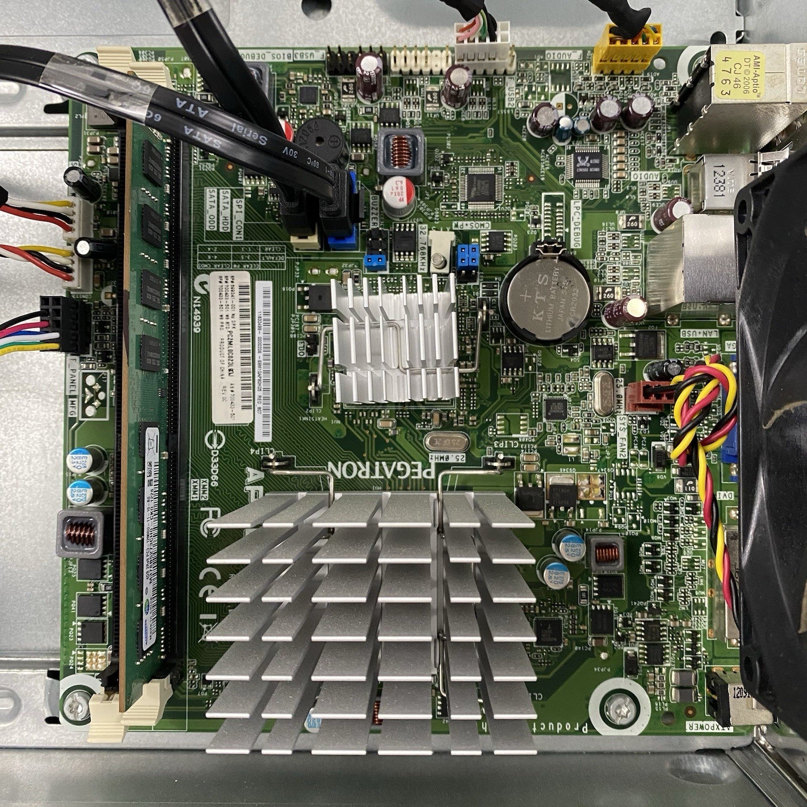 HP P2-1334 MT AMD E1-1200 1.40GHz 4GB RAM No AC Adapter No HDD No OS