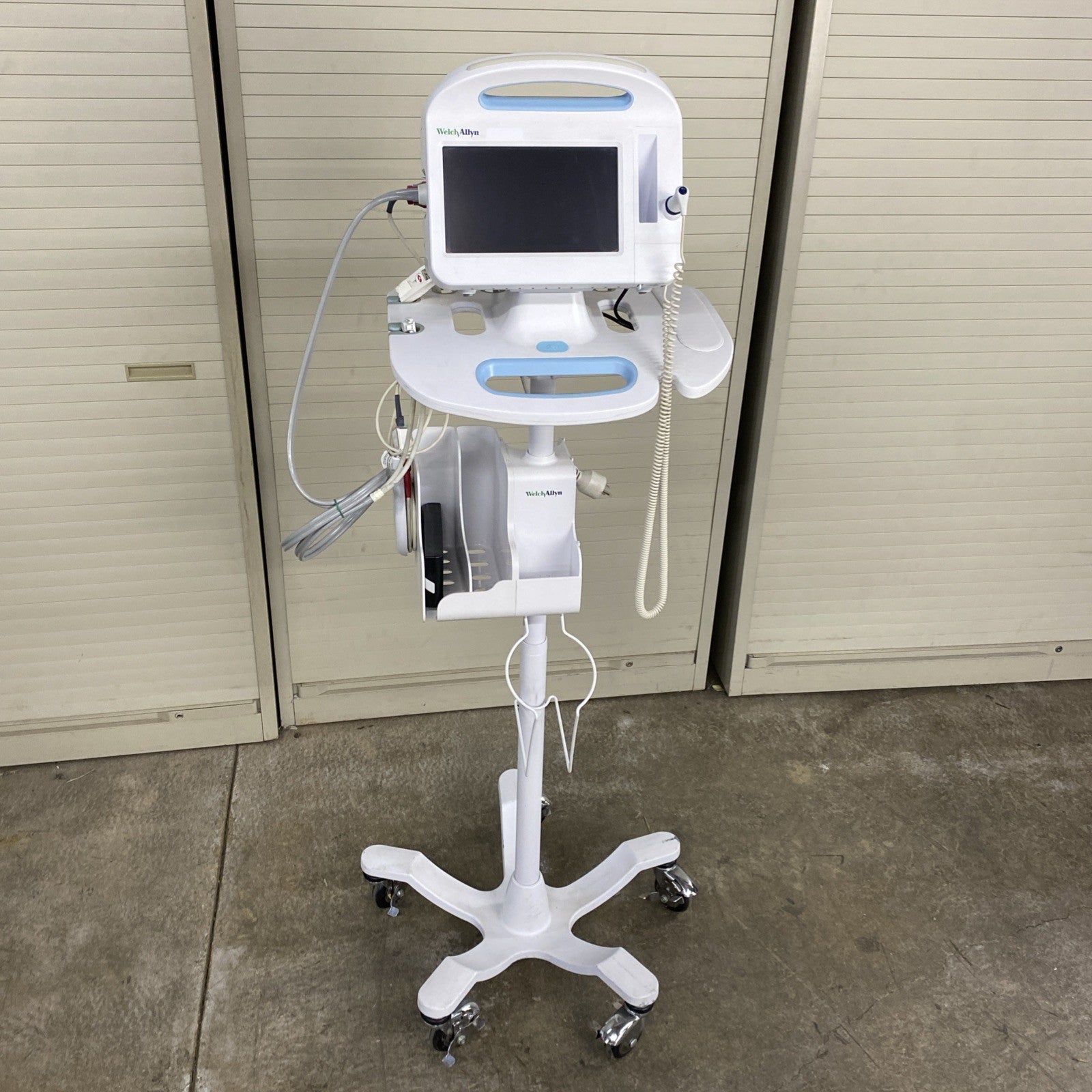 Welch Allyn 6000 Series Vital Sign Monitor 63MTXX w/ Mobile Stand 4800-606