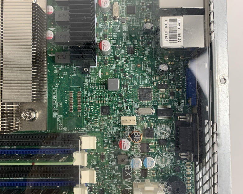 Intel R1304BTLSHBNR S1200BTL Server 1x E3-1225 3.1 GHz 16 GB Ram No OS No HDD