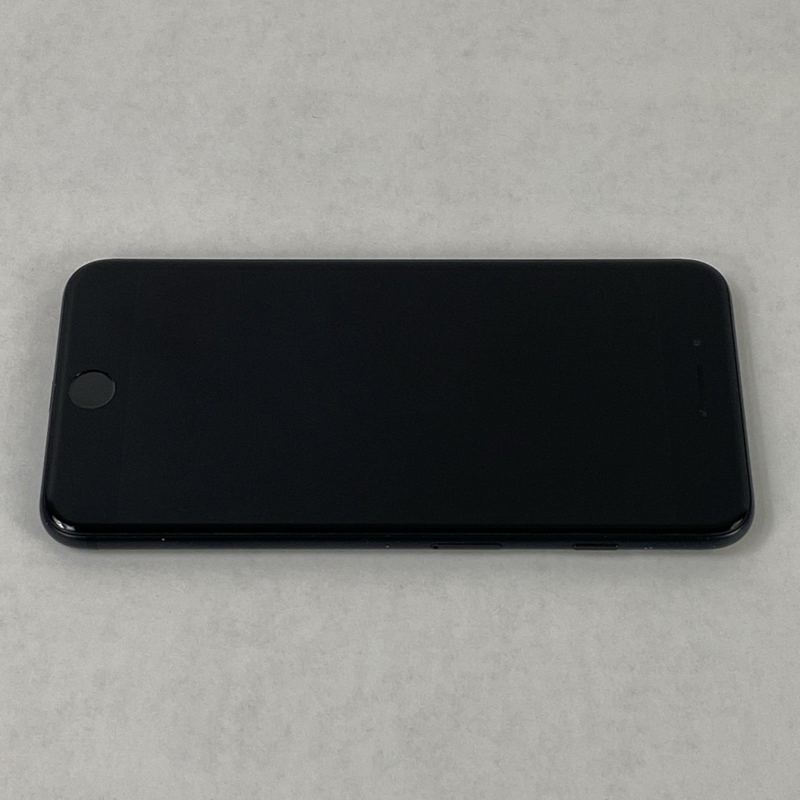 Apple iPhone 7 Plus A1661 32GB Unlocked 5.5" Black IOS 15.8.55