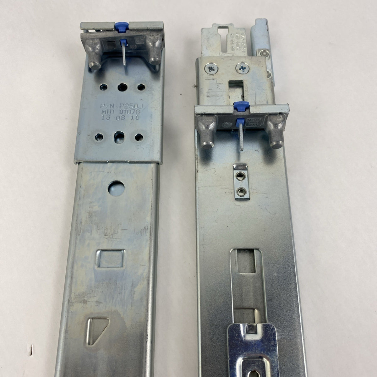 Dell N921J 31.5" Sliding Server Rails for 42U Server Rack7