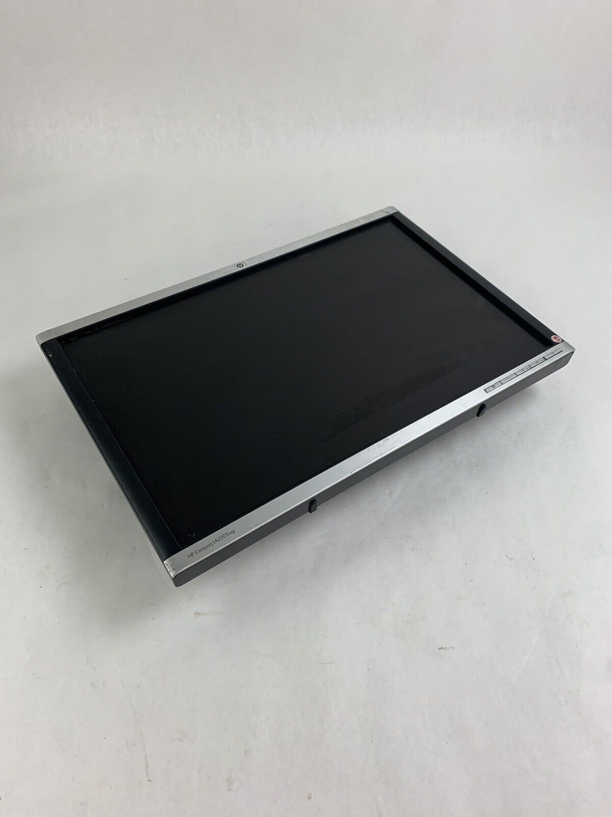 Grade A HP LA2205wg 22" Flat Panel Widescreen LCD Monitor 1680x1050 No Stand