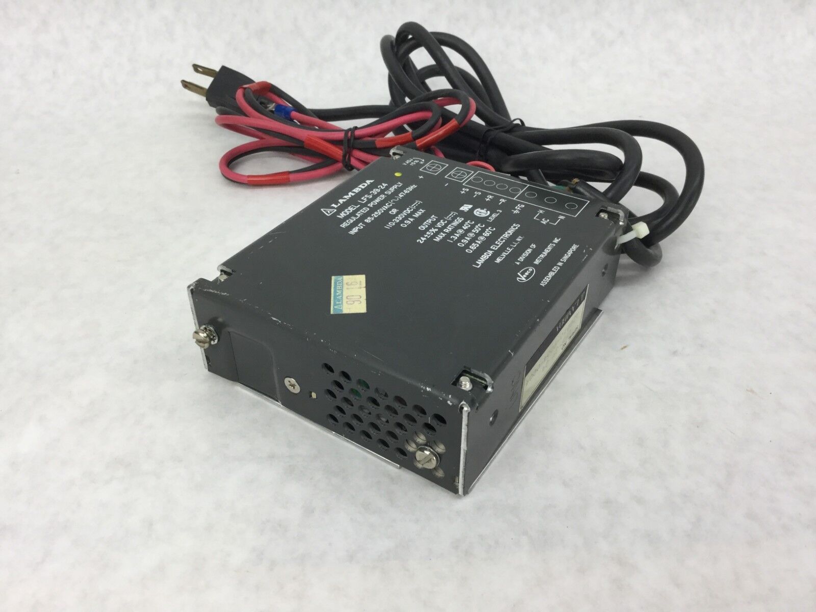 Lambda Regulated Power Supply LFS-39-24