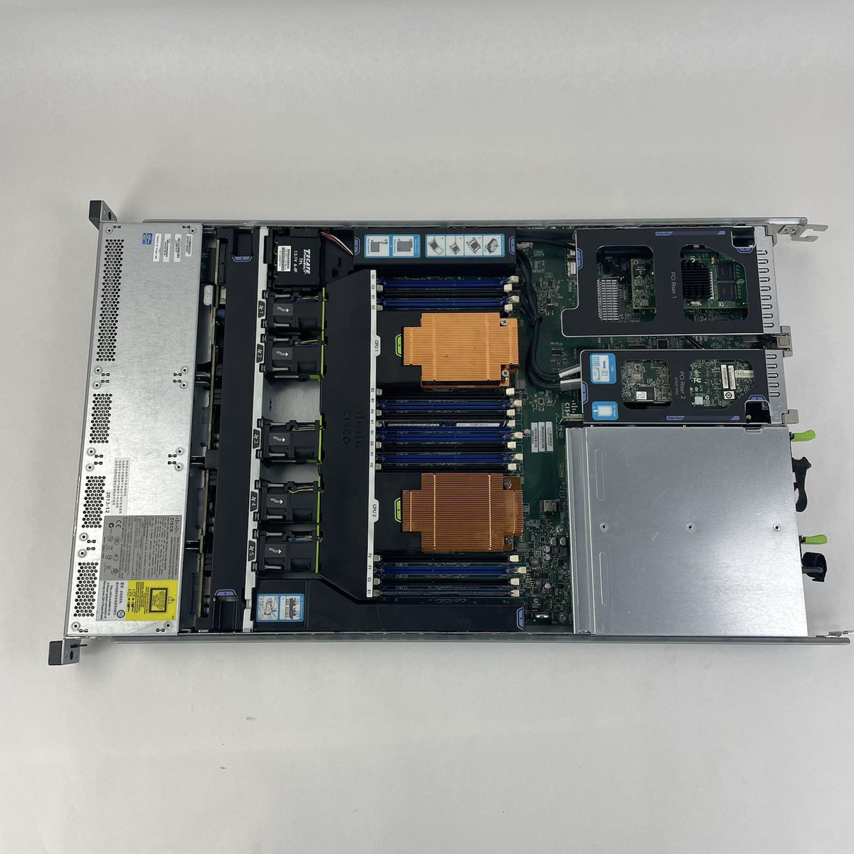 Cisco UCSC-C220-M3S 2x Xenon XS-2643 3.3GHz 32GB Ram - Tested12