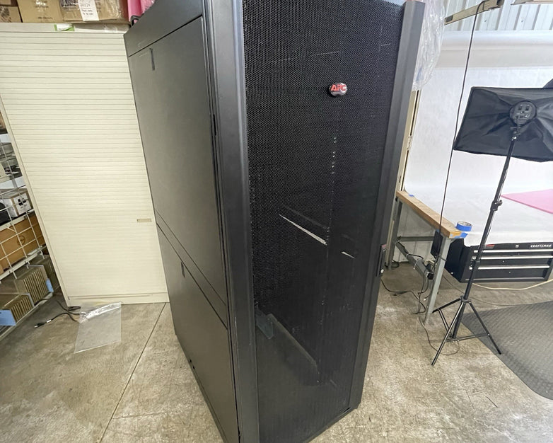 APC E242296 NetShelter SX 42U Server Rack 19" Enclosure Cabinet No Key
