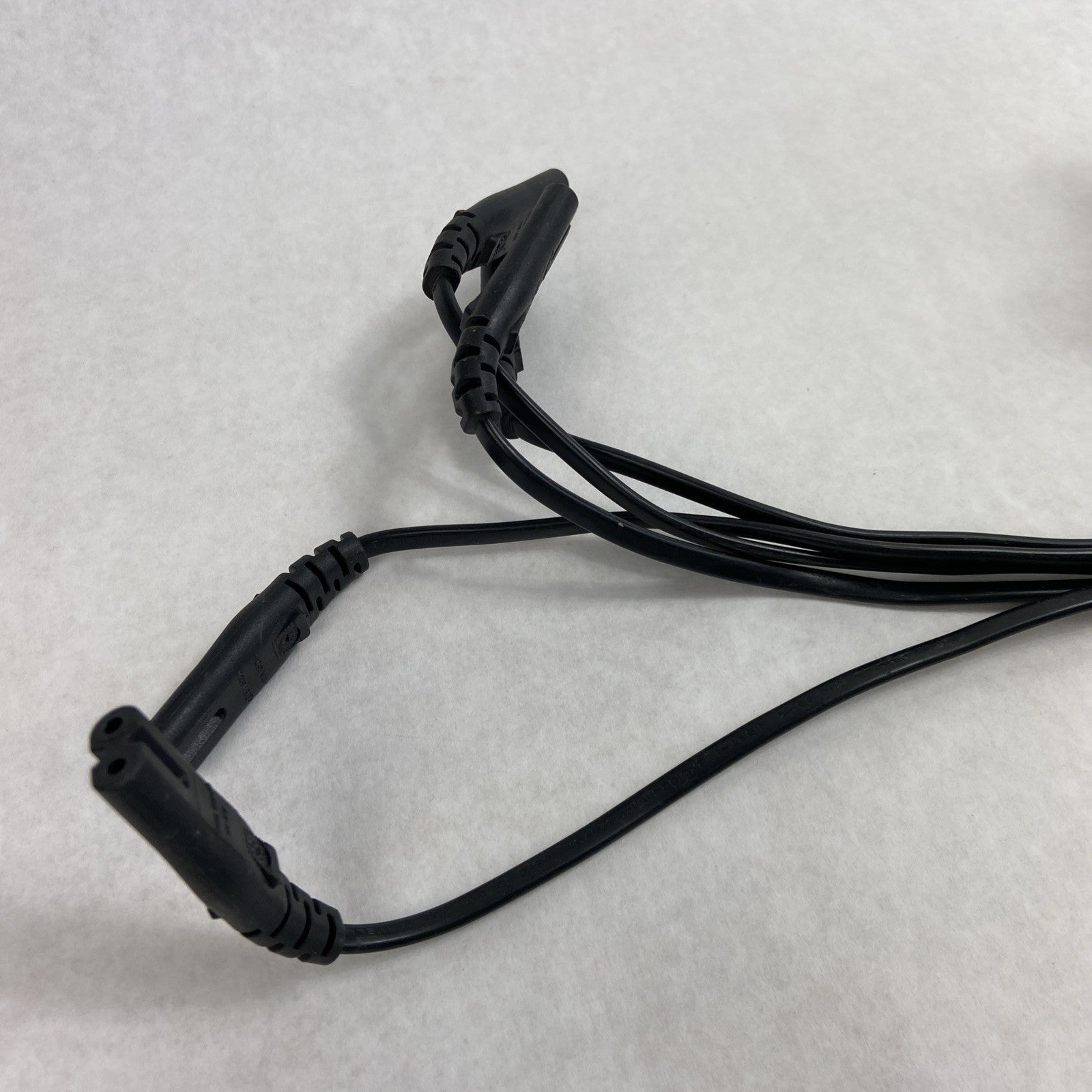 Bretford C7/Figure 8 - 8 Port SPLIT Charging Strip - Model 018-0268