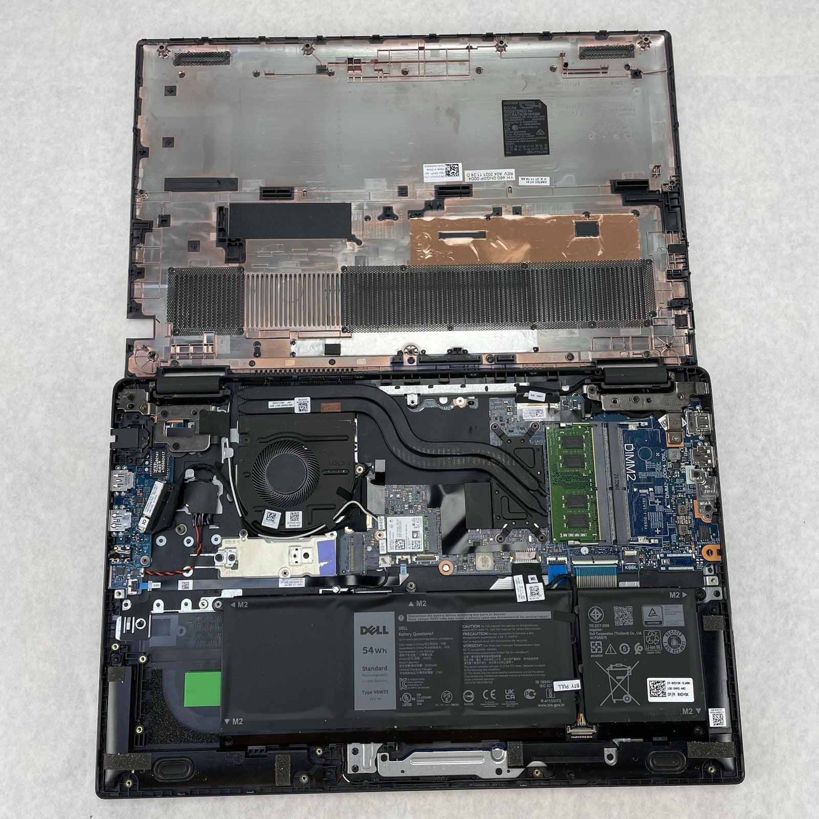 Dell Latitude 3520 15.6" i5-1135G7 2.40 Ghz 8 GB RAM No SSD/OS/AC14
