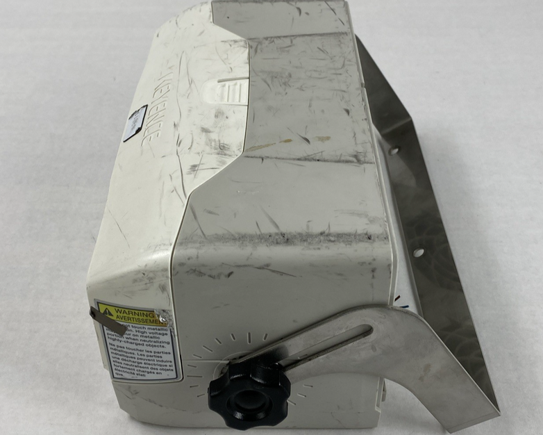 Keyence SJ-F2010 Electrostatic Discharge Blower 24V DC 1A Untested