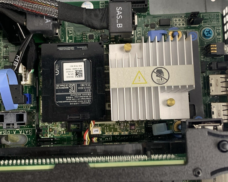 Dell OEMR XL R520 Server 1x E5-2407 2.20 GHz 12 GB RAM No HDD No OS No PSUs
