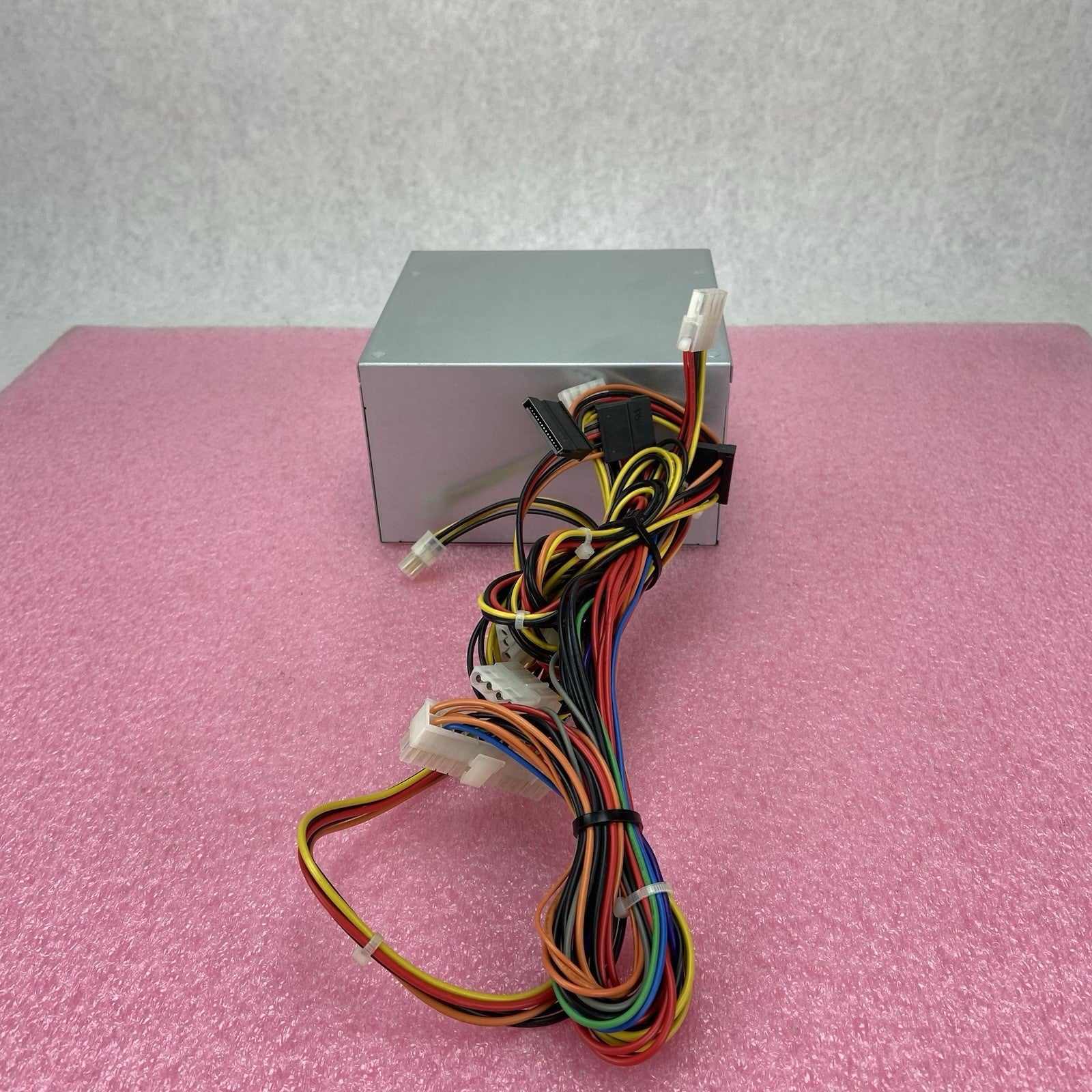 Seasonic SS-350ET Active PFC F3 80 Plus Bronze 350W ATX Power Supply2