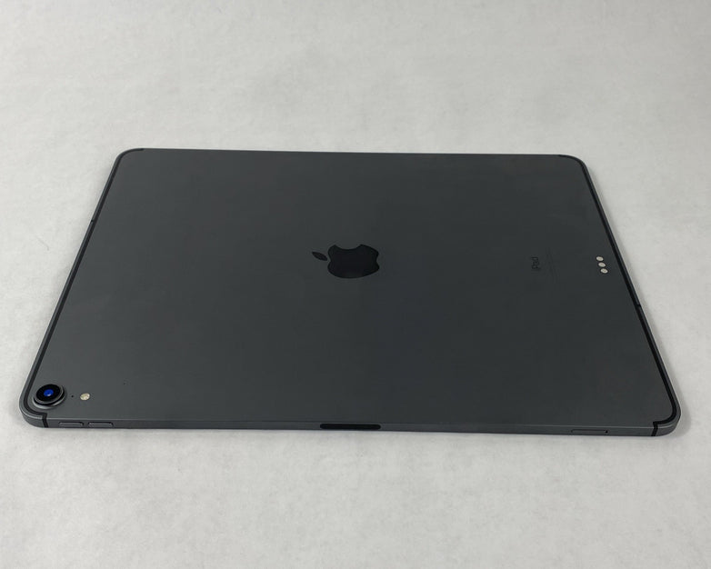 Apple iPad Pro 3rd Gen 12.9" A2014 64 GB Space Gray IOS 26.1