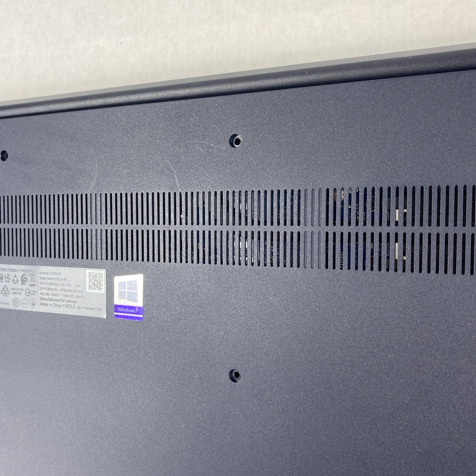 Lenovo IdeaPad 3 17IML05 Core i5-10210U 1.60 GHz 8 GB RAM 17.3" No HDD No OS