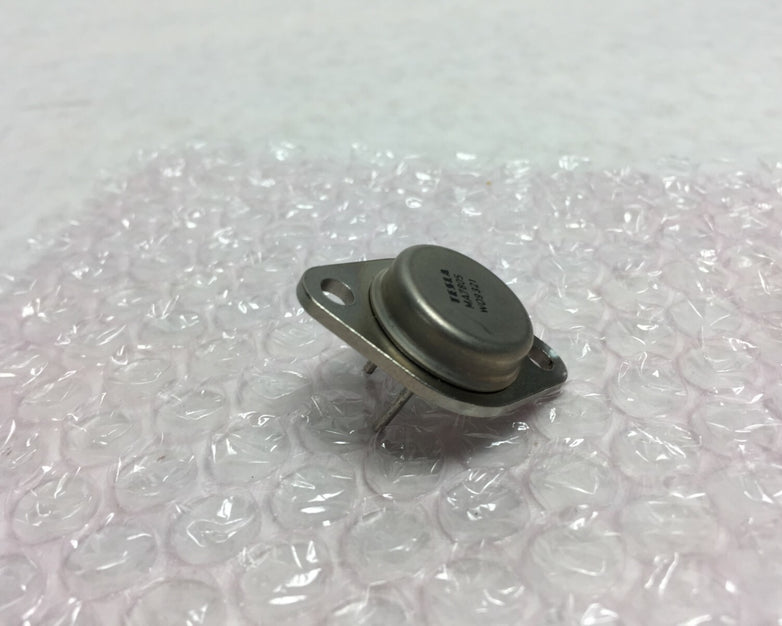 NOS  Telsa MA7805 Transistor  Lot of 3