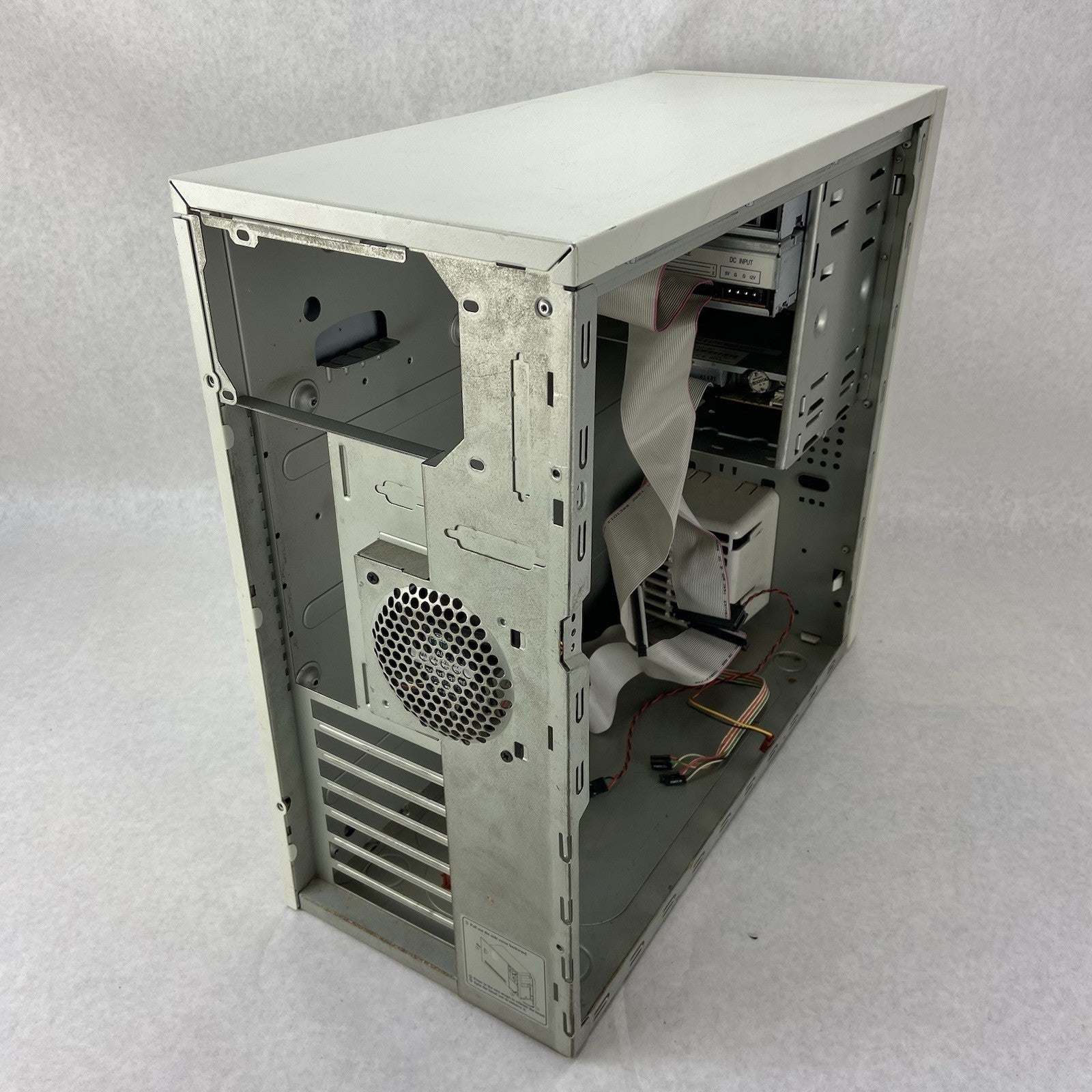 In Win A500 Beige Mid Tower ATX Computer Case Bare Bones No PSU8
