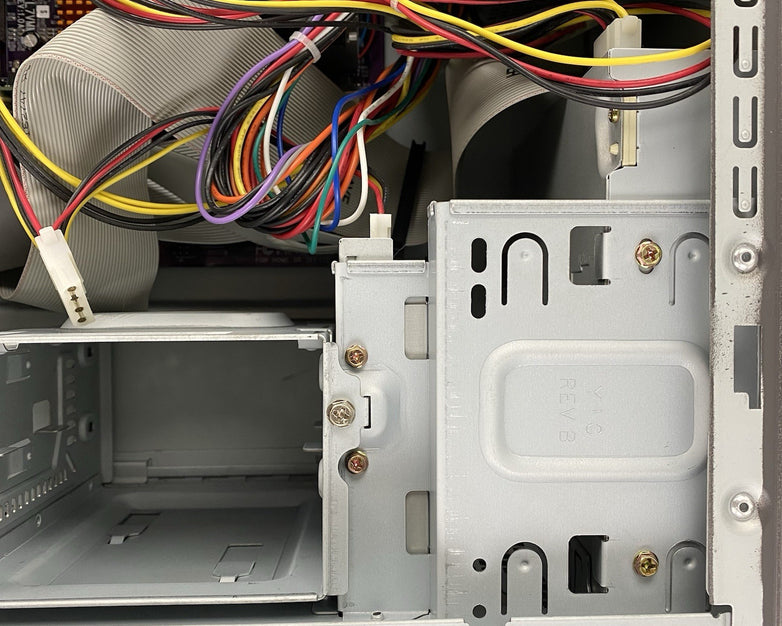 eMachines T2341 MT AMD Athlon XP 2400T 2GHz 384MB RAM No HDD No OS