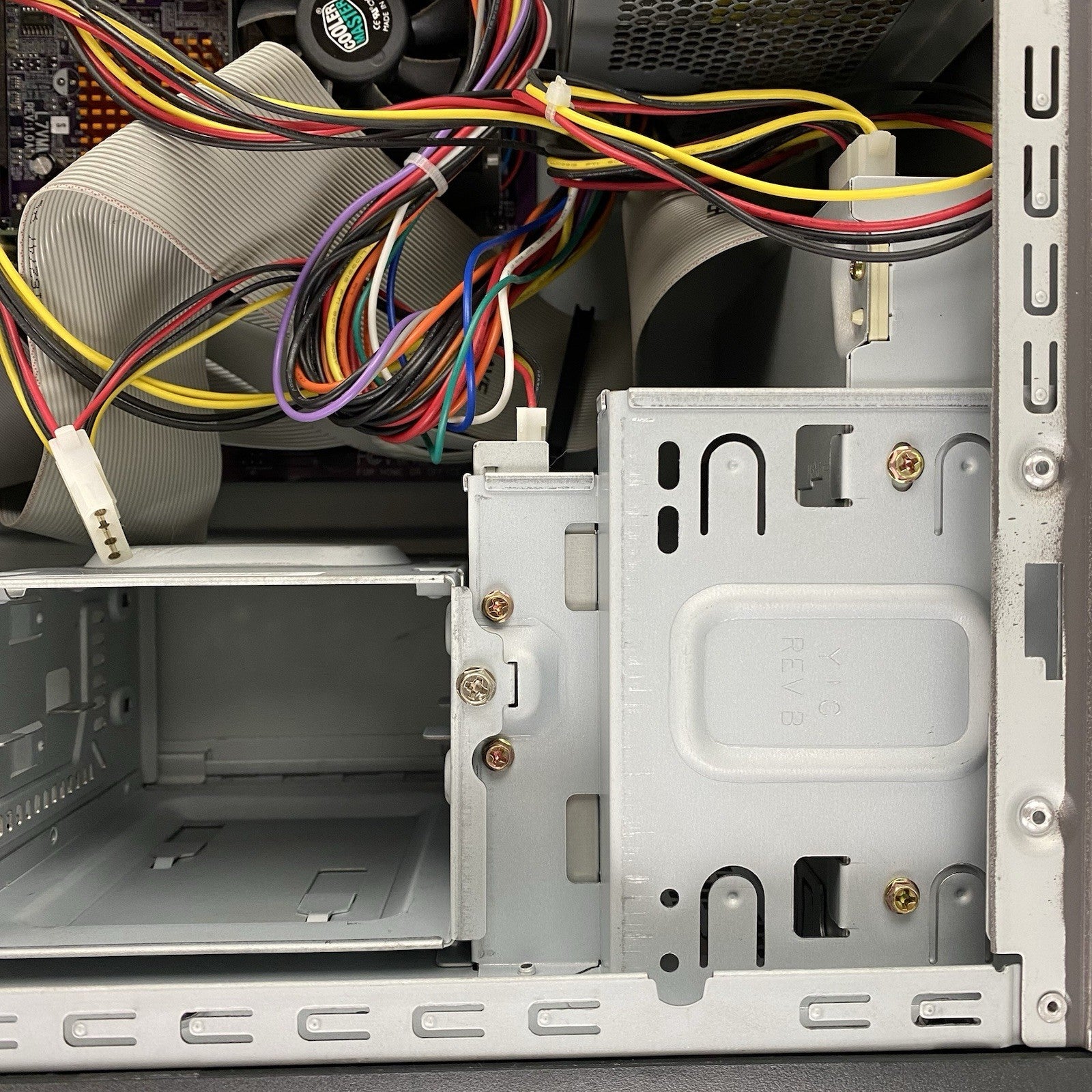 eMachines T2341 MT AMD Athlon XP 2400T 2GHz 384MB RAM No HDD No OS